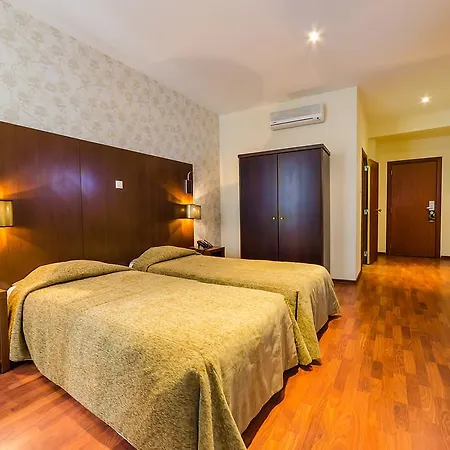 Borges Chiado Hotel 3*
