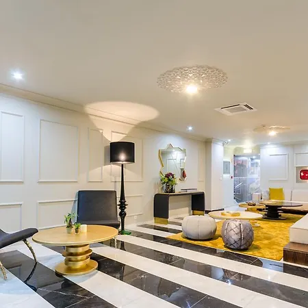 Hotel Borges Chiado 3*