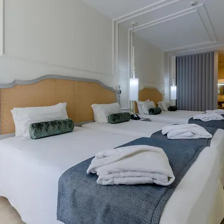 Hotel Borges Chiado 3*