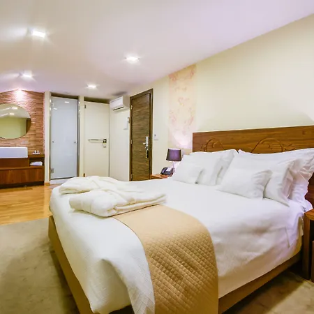 Borges Chiado Lisboa