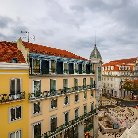 Borges Chiado Отель 3*