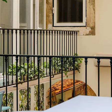Borges Chiado Лиссабон