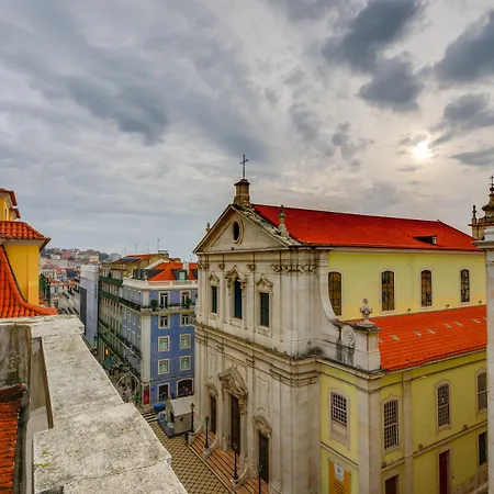 Отель Borges Chiado