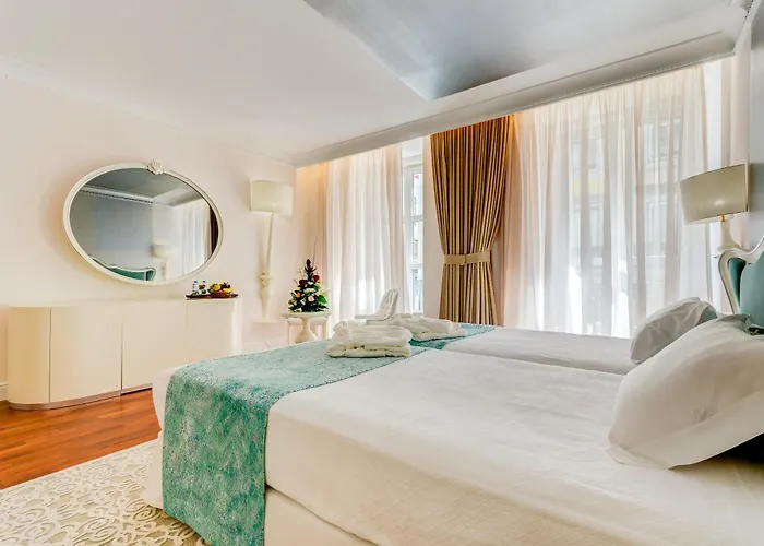 Borges Chiado 3* Lisboa