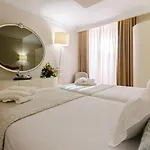 博格齐亚德酒店 3*